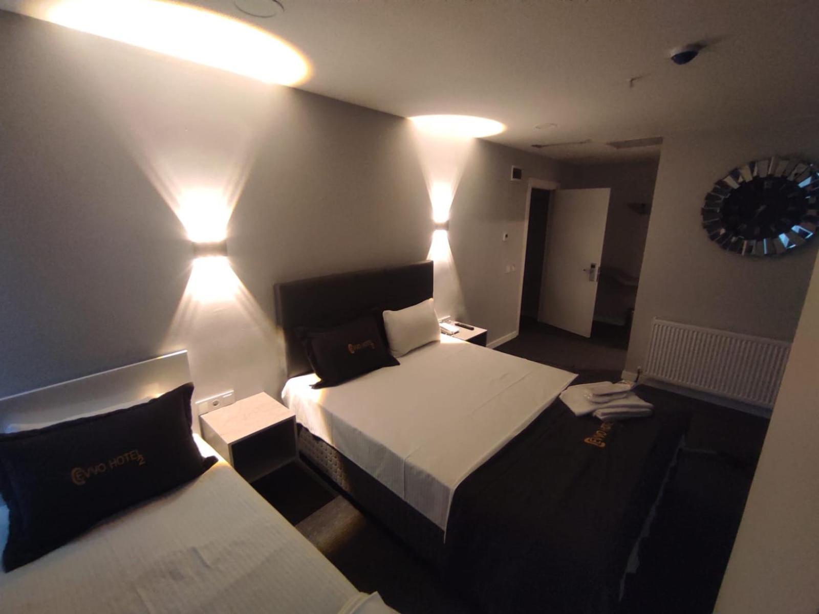 Basic Dreibettzimmer mit Gemeinschaftsbad